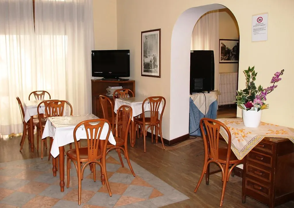 Hotel Vecchia Milano 3*,  Italien