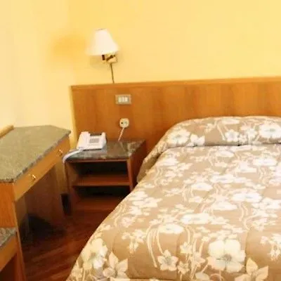 ***  Hotel Vecchia Milano Italy